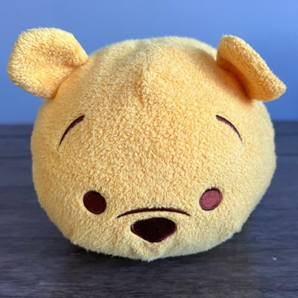 Disney Tsum Tsum Winnie The Pooh Plush Medium 11 Inch Stuffed Animal Yellow Red